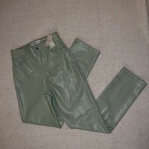 Abercrombie 90’s Straight Ultra High Rise Faux Leather Pants